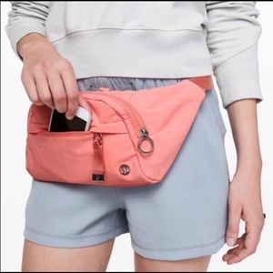 Lululemon belt bag